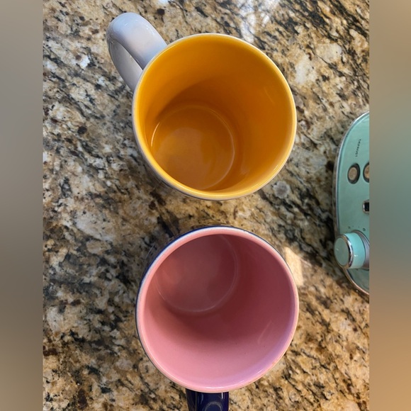 DISNEY MICKEY AND MINNIE COFFEE-CUPS - Picture 2 of 3